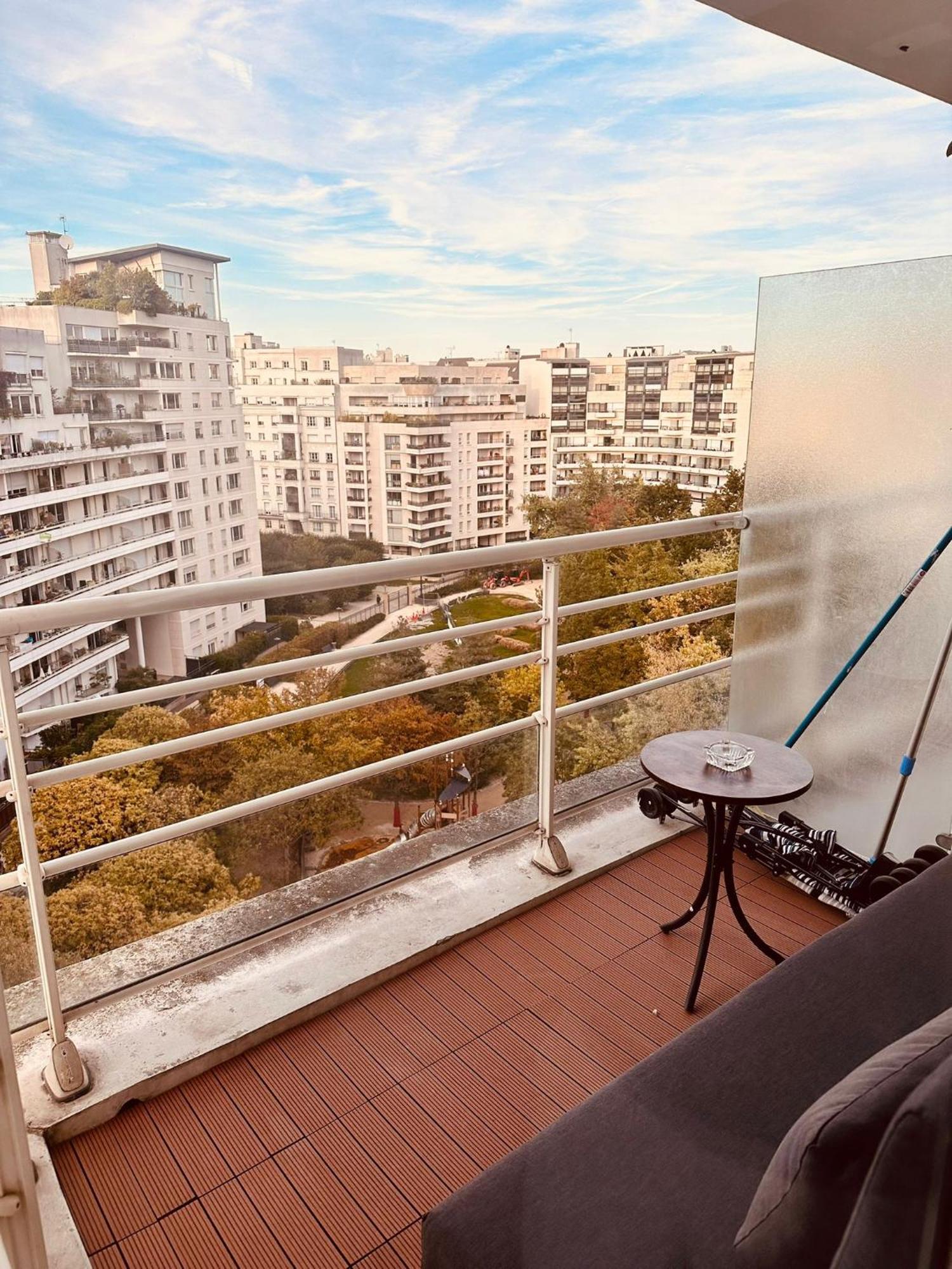 Ryan Homes - In Aparthotel - La Defense Courbevoie Bagian luar foto